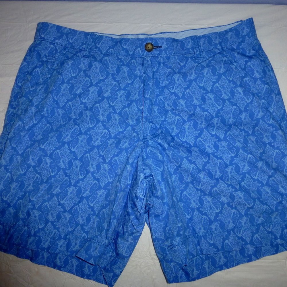 Men True Flies Blue Conch Shell Pattern Shorts 34 NWOT
